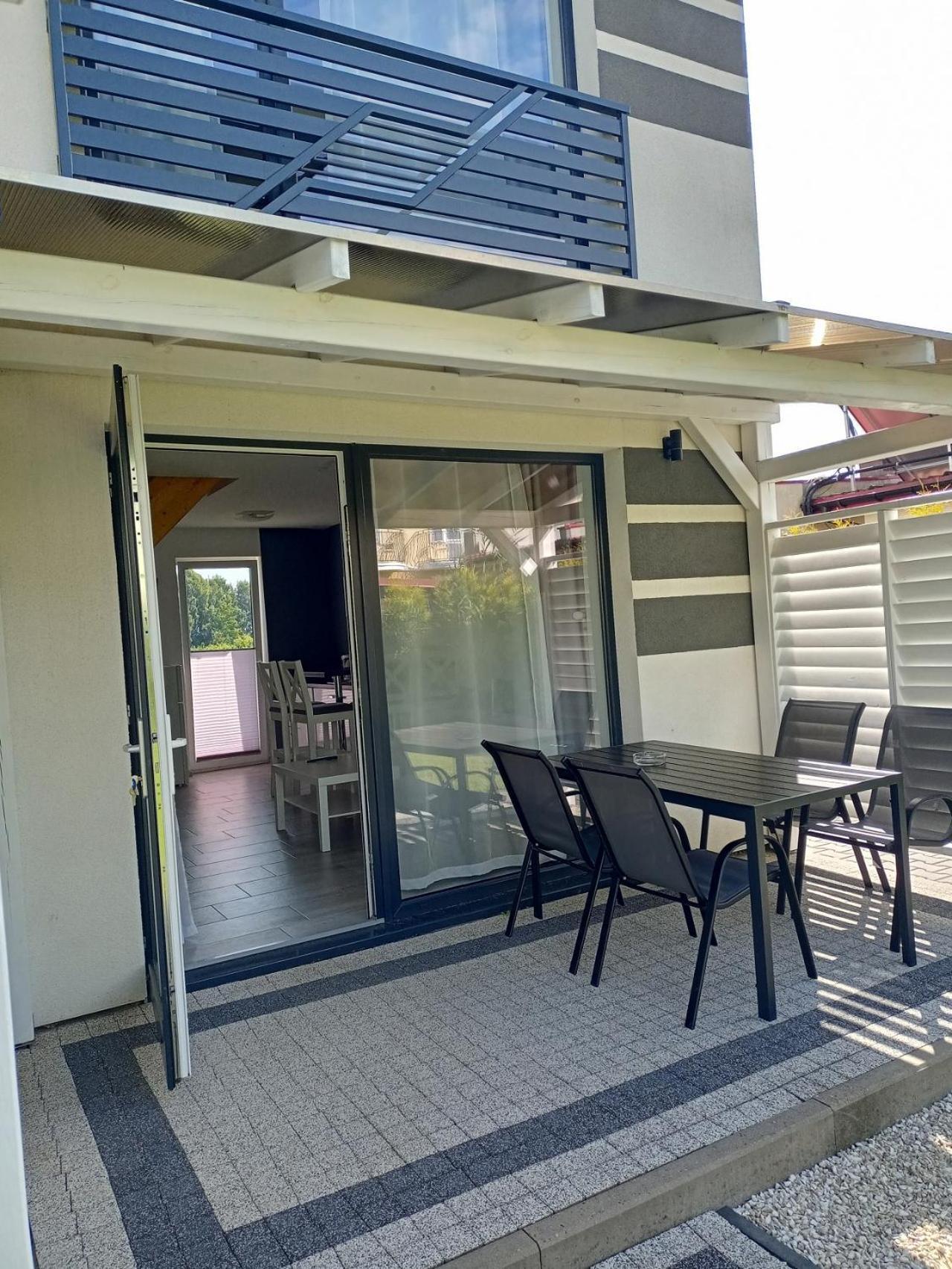 Over Lake-Domki,Apartamenty Mielno  Exterior foto